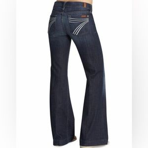 Seven For All Mankind Dojo jeans size 27 short length